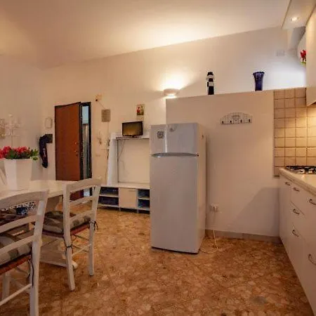 Sleeps 3 * Olbia