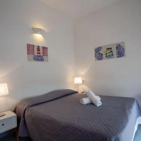 Sleeps 3 Apartament *